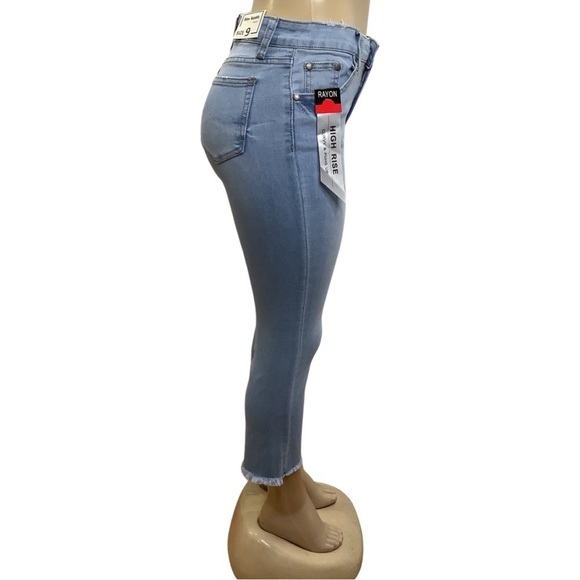 Blue Republic Slim Flare Fringe Leg Jean Size 9 New With Tags. - Picture 2 of 8